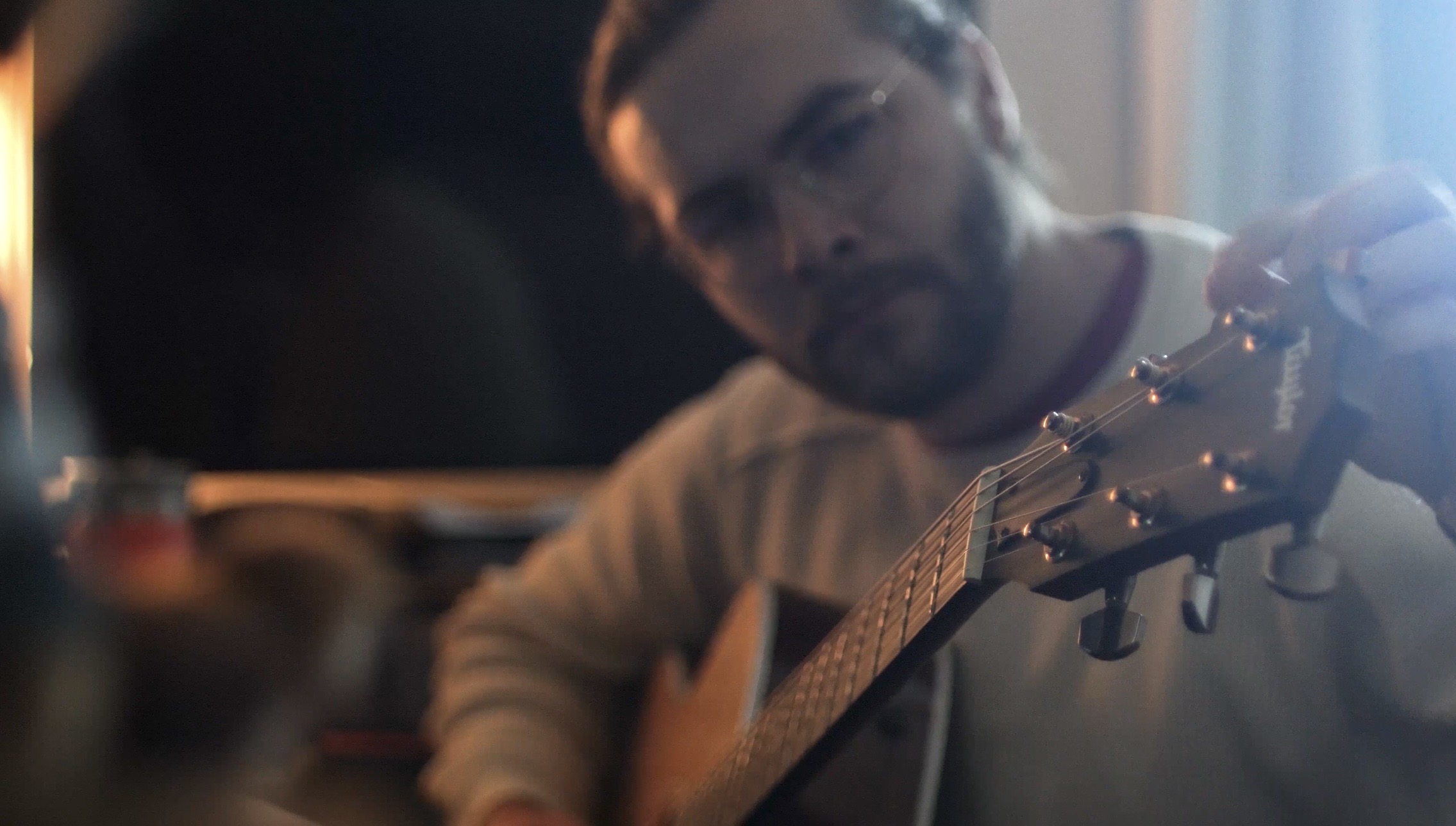Tom Foster making Music